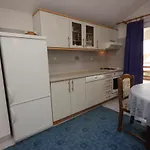 Apartamento With Parking Space Kraj, Pasman - 8502 Tkon