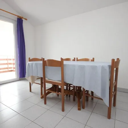 With Parking Space Kraj, Pasman - 8502 트콘